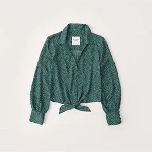 NWOT ABERCROMBIE Button-Up Tie-Front Shirt in Green Polka Dot - Small